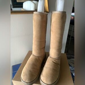 Ugg Boots Tall Cream 8.5